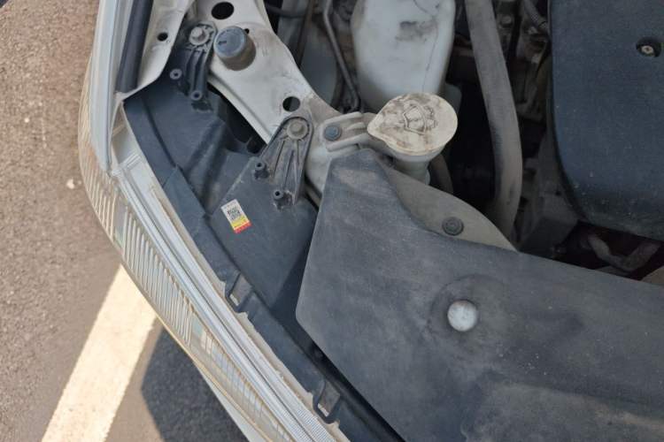Used Mitsubishi ASX 2013 2.0L CVT Two-Wheel Drive Elite Edition Engine Bay Right