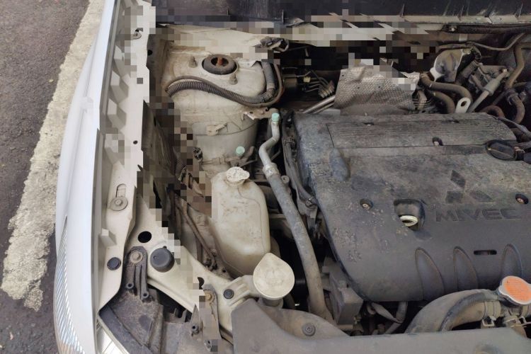 Used Mitsubishi ASX 2013 2.0L CVT Two-Wheel Drive Luxury Edition Engine Bay Right