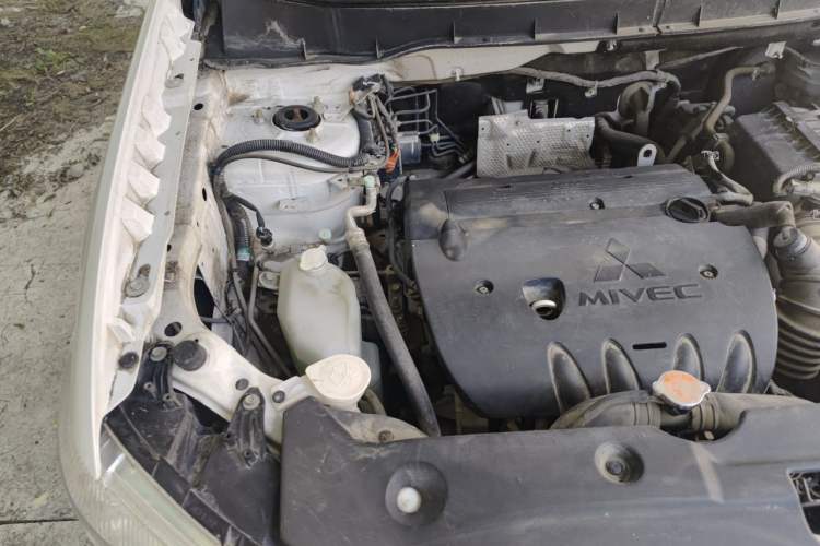 Used Mitsubishi ASX 2013 2.0L Manual Two-Wheel Drive Comfort Edition Engine Bay Right