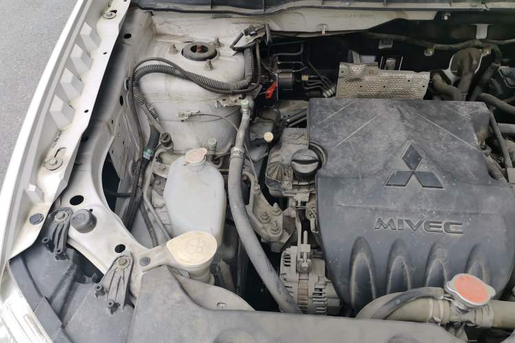 Used Mitsubishi ASX 2013 1.6L Manual Two-Wheel Drive Standard Edition Engine Bay Right