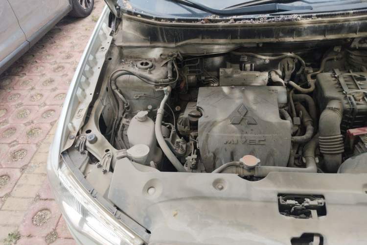 Used Mitsubishi ASX 2013 1.6L Manual Two-Wheel Drive Standard Edition Engine Bay Right