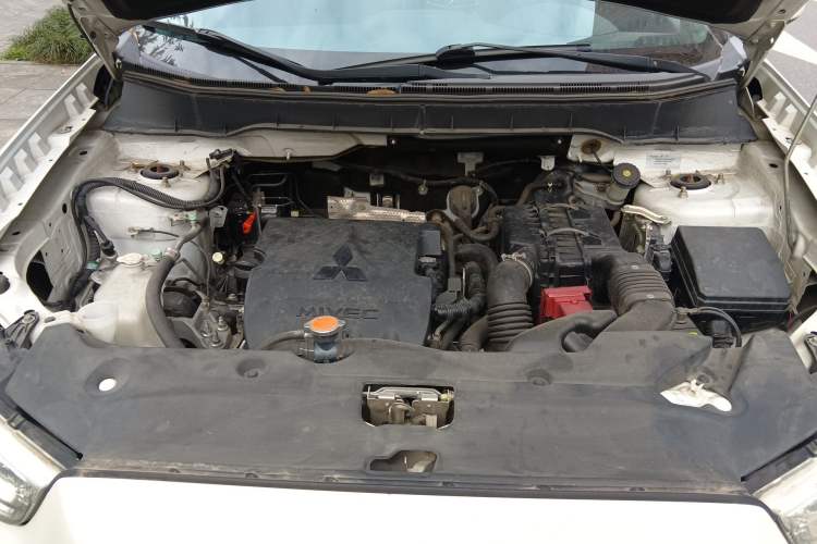 Used Mitsubishi ASX 2013 1.6L Manual Two-Wheel Drive Standard Edition Engine Bay