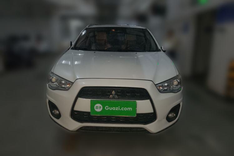 Used Mitsubishi ASX 2013 2.0L CVT Two-Wheel Drive Elite Edition Exterior 1
