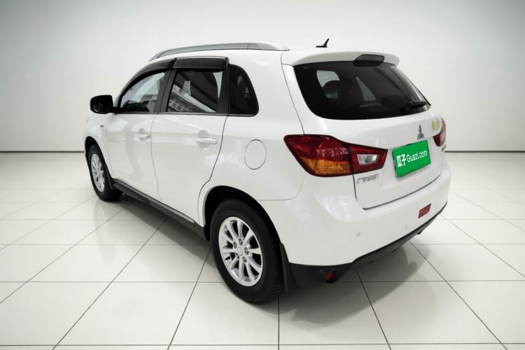 Used Mitsubishi ASX 2013 2.0L CVT Two-Wheel Drive Luxury Edition Exterior 3
