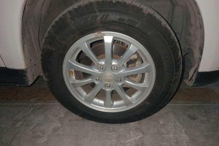 Used Mitsubishi ASX 2013 2.0L CVT Two-Wheel Drive Elite Edition Exterior 7