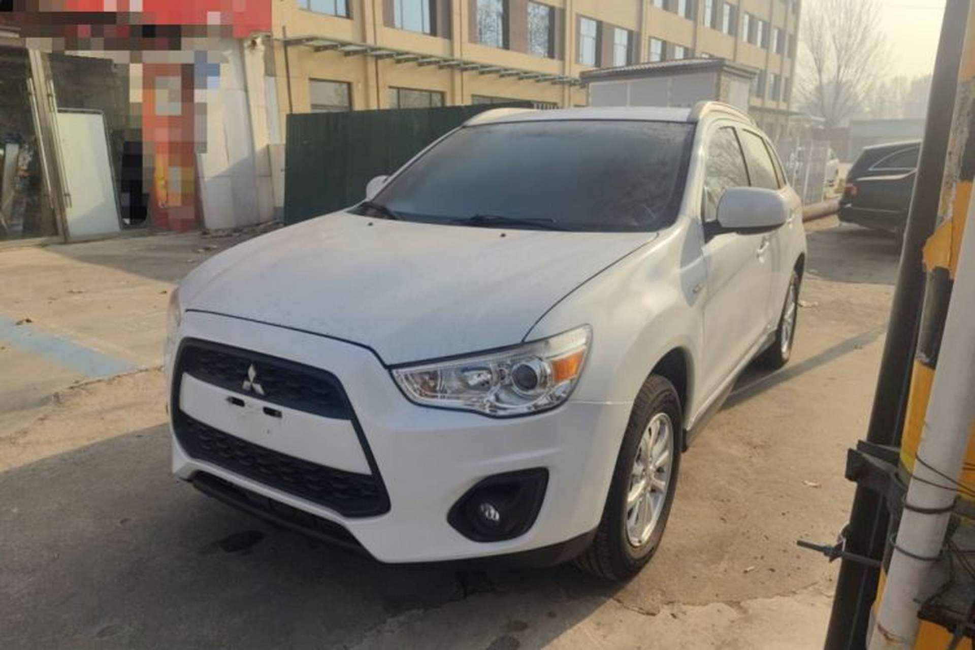 Used Mitsubishi ASX 2013 2.0L CVT Two-Wheel Drive Elite Edition Front Left 45 Deg