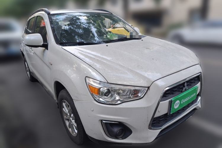 Used Mitsubishi ASX 2013 1.6L Manual Two-Wheel Drive Standard Edition Front Right 45 Deg