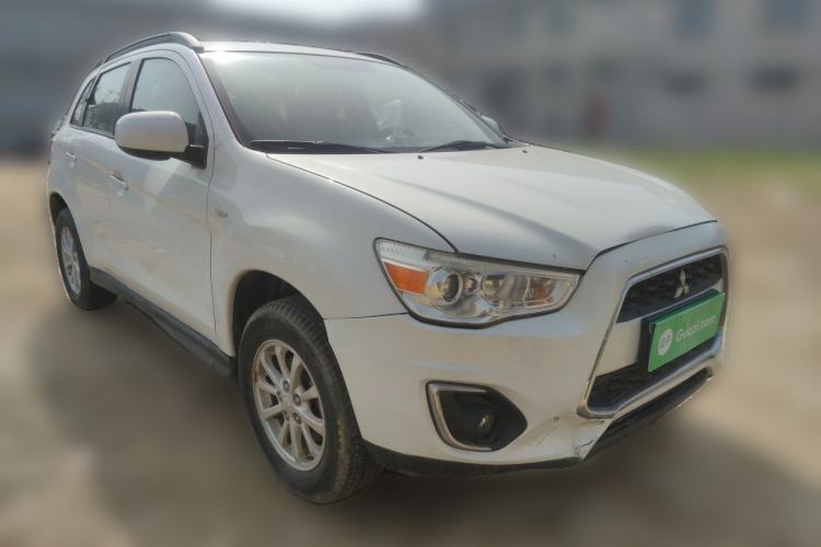 Used Mitsubishi ASX 2013 1.6L Manual Two-Wheel Drive Standard Edition Front Right 45 Deg