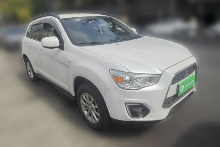Used Mitsubishi ASX 2013 2.0L CVT Two-Wheel Drive Elite Edition Front Right 45 Deg
