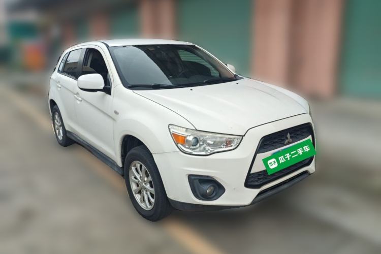 Used Mitsubishi ASX 2013 1.6L Manual Two-Wheel Drive Standard Edition Front Right 45 Deg