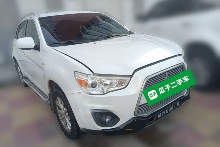 Used Mitsubishi ASX 2013 1.6L Manual Two-Wheel Drive Standard Edition Front Right 45 Deg