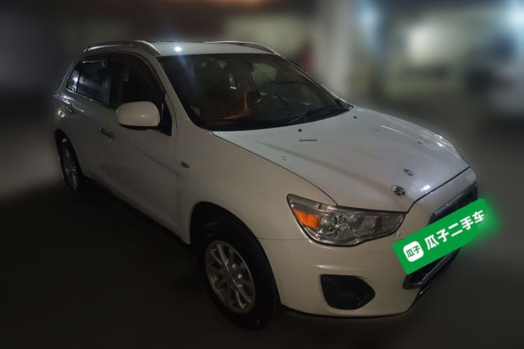 Used Mitsubishi ASX 2013 1.6L Manual Two-Wheel Drive Standard Edition Front Right 45 Deg
