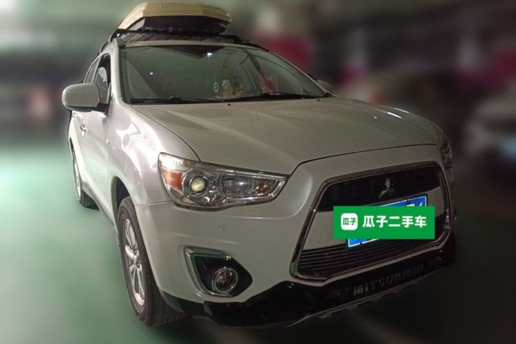 Used Mitsubishi ASX 2013 2.0L CVT Two-Wheel Drive Elite Edition Front Right 45 Deg