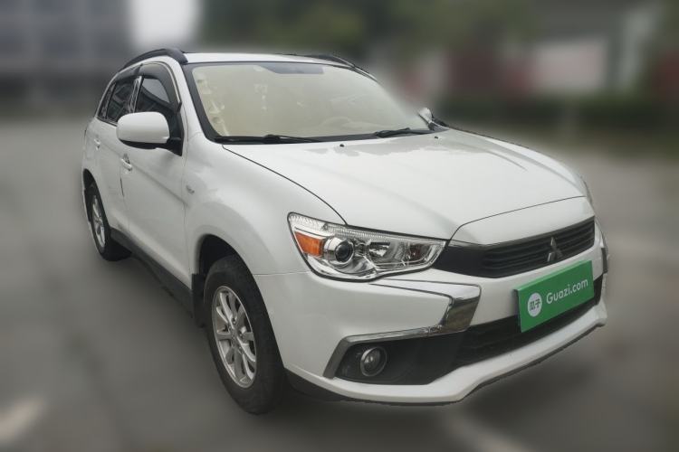 Used Mitsubishi ASX 2013 1.6L Manual Two-Wheel Drive Standard Edition Front Right 45 Deg