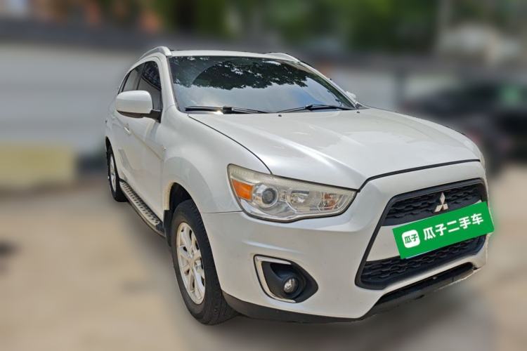 Used Mitsubishi ASX 2013 2.0L CVT Two-Wheel Drive Luxury Edition Front Right 45 Deg