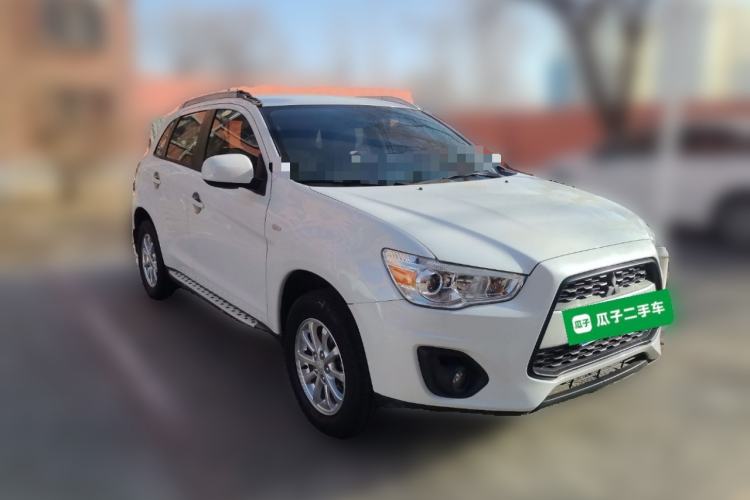 Used Mitsubishi ASX 2013 2.0L CVT Two-Wheel Drive Elite Edition Front Right 45 Deg