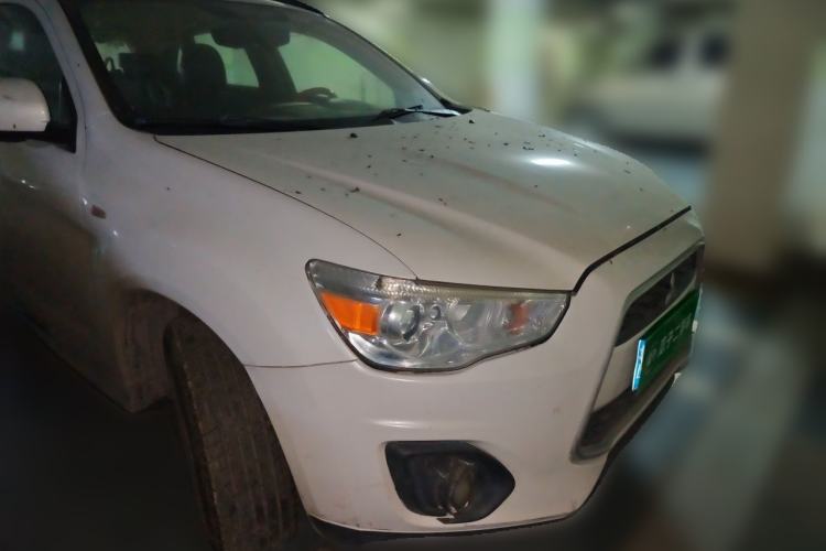 Used Mitsubishi ASX 2013 1.6L Manual Two-Wheel Drive Standard Edition Front Right 45 Deg