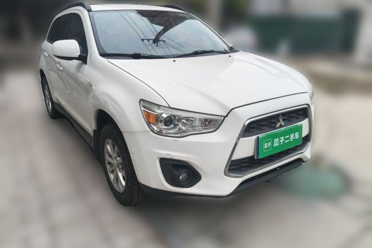 Used Mitsubishi ASX 2013 1.6L Manual Two-Wheel Drive Standard Edition Front Right 45 Deg