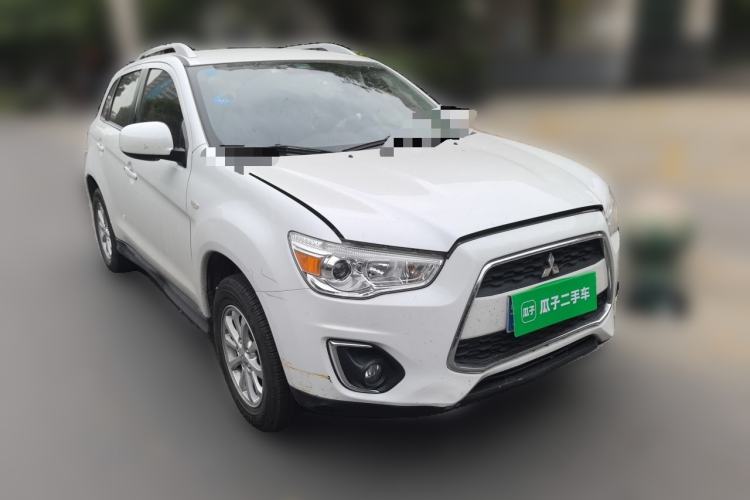 Used Mitsubishi ASX 2013 2.0L CVT Two-Wheel Drive Luxury Edition Front Right 45 Deg
