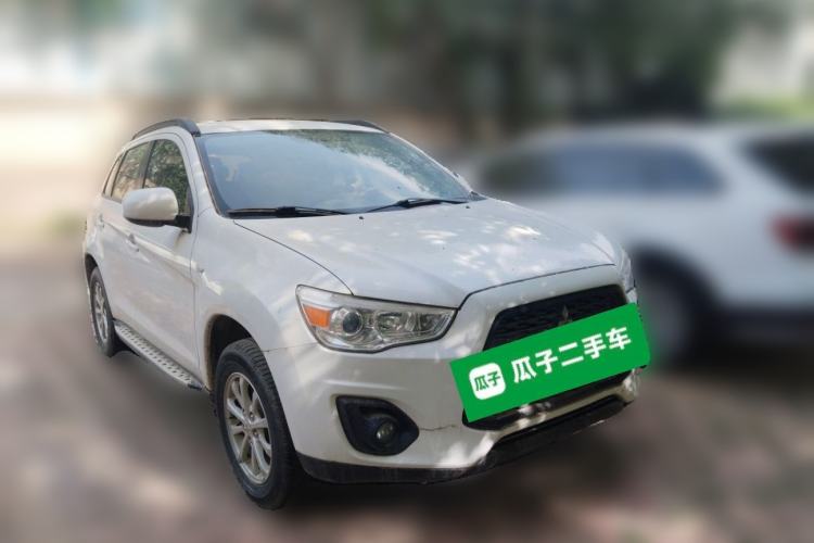 Used Mitsubishi ASX 2013 1.6L Manual Two-Wheel Drive Standard Edition Front Right 45 Deg