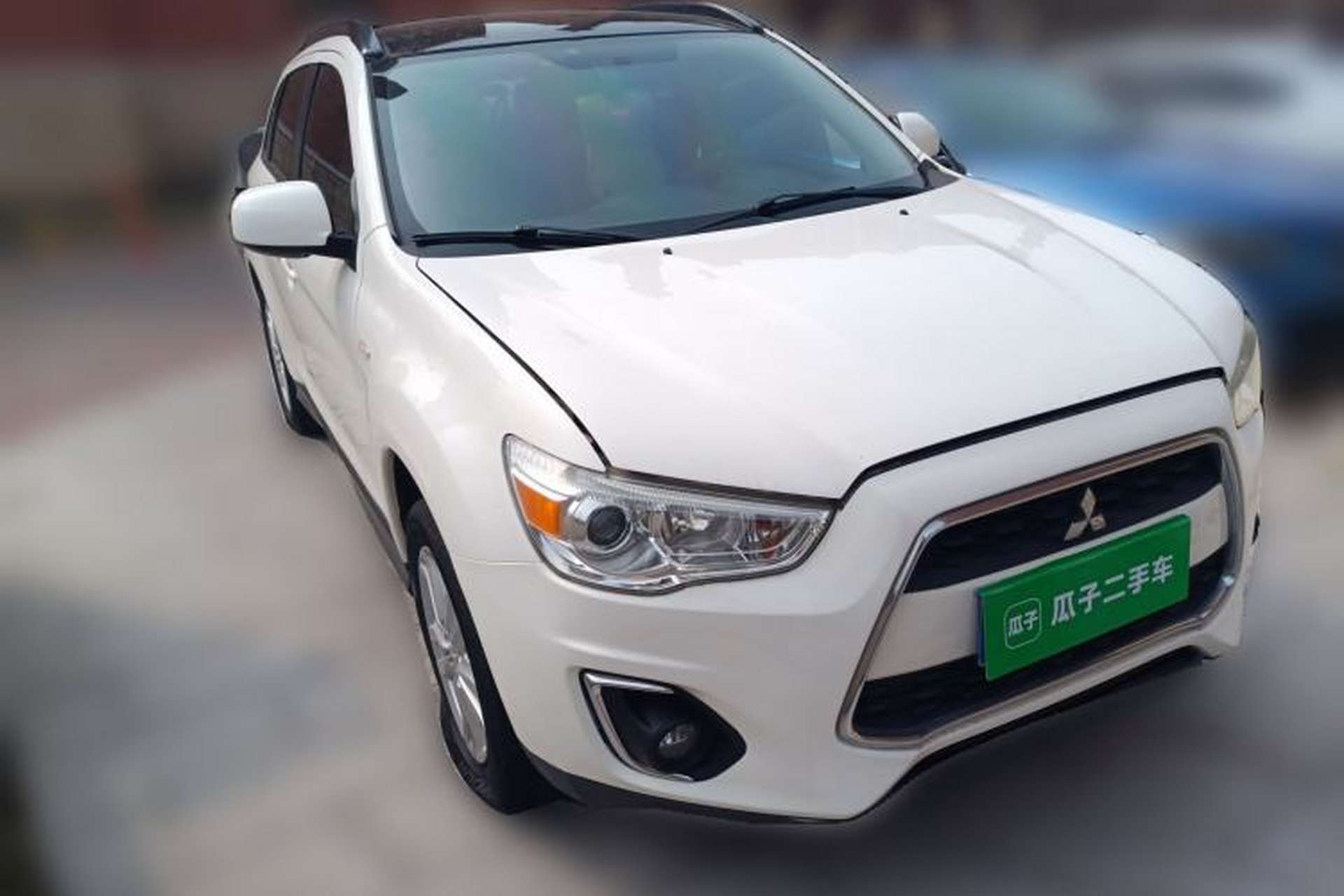 Used Mitsubishi ASX 2013 2.0L CVT Four-Wheel Drive Premium Edition Front Right 45 Deg