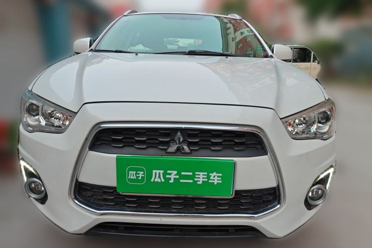 Used Mitsubishi ASX 2013 2.0L CVT Two-Wheel Drive Elite Edition Front