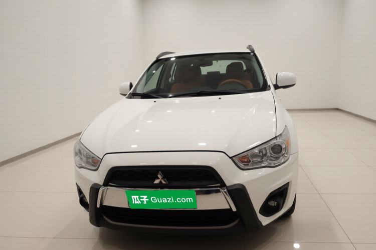 Used Mitsubishi ASX 2013 2.0L CVT Two-Wheel Drive Elite Edition Front
