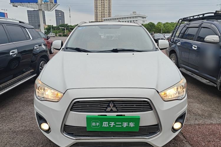 Used Mitsubishi ASX 2013 2.0L CVT Two-Wheel Drive Elite Edition Front