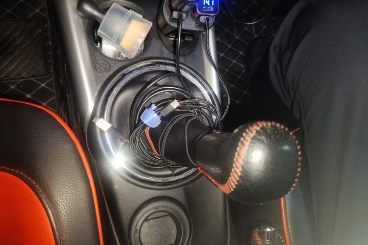 Used Mitsubishi ASX 2013 1.6L Manual Two-Wheel Drive Standard Edition Gear Lever