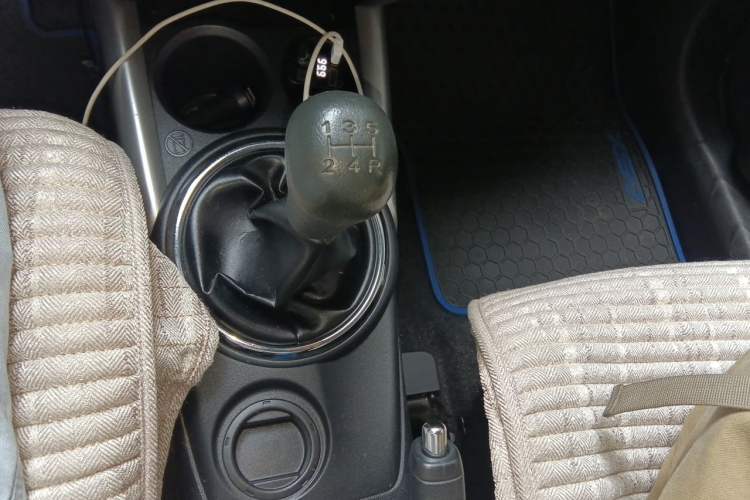 Used Mitsubishi ASX 2013 1.6L Manual Two-Wheel Drive Standard Edition Gear Lever