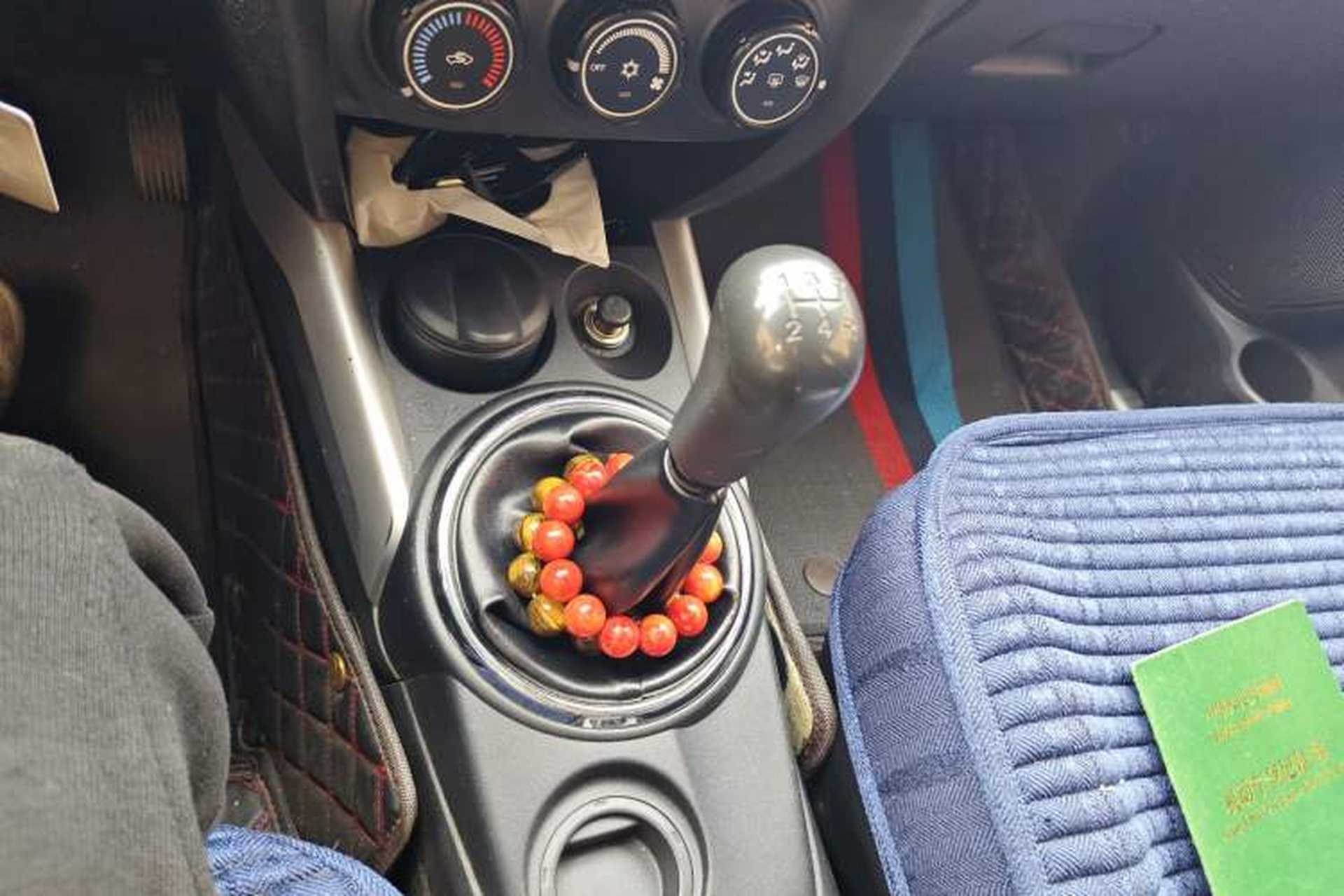Used Mitsubishi ASX 2013 1.6L Manual Two-Wheel Drive Standard Edition Gear Lever
