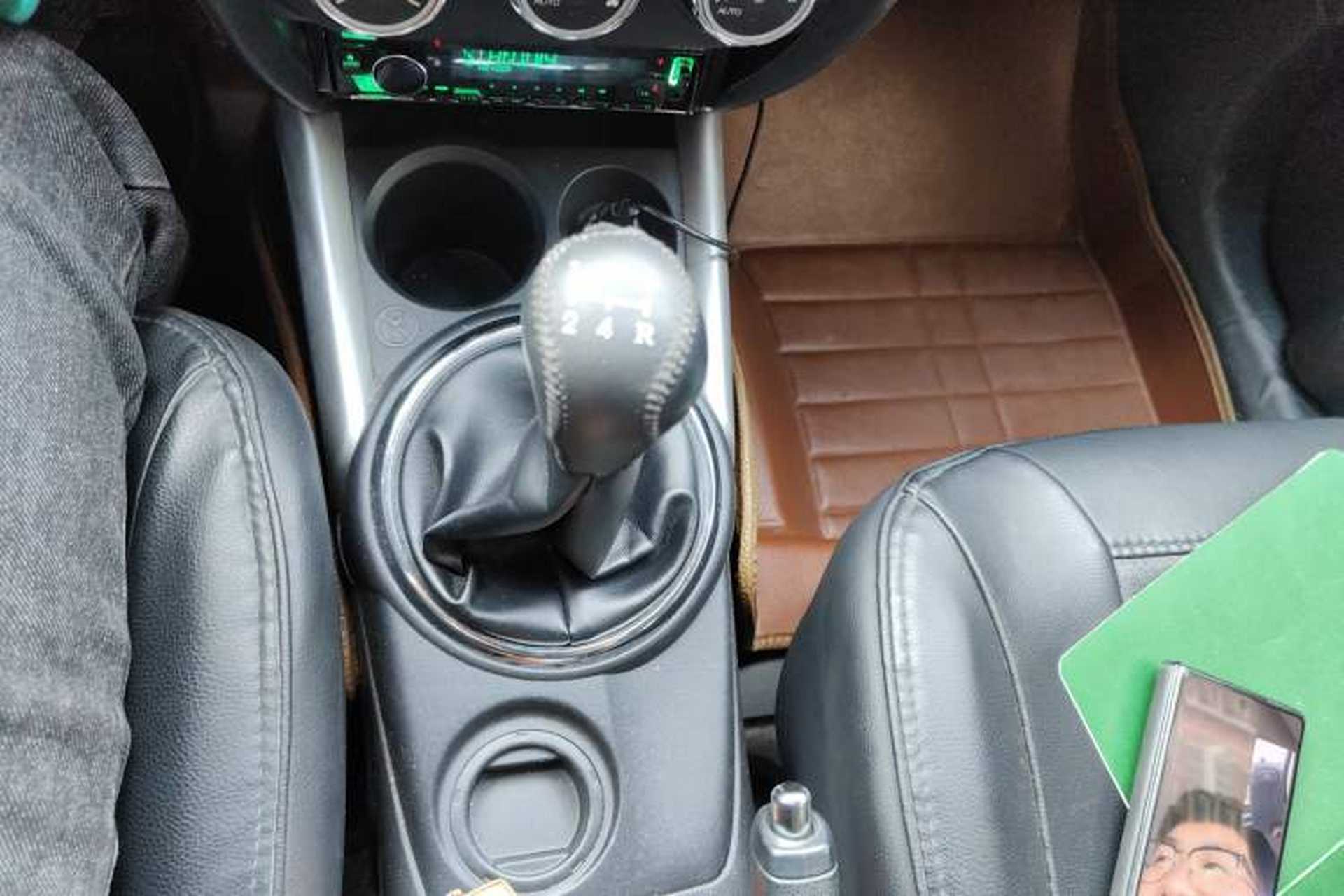 Used Mitsubishi ASX 2013 2.0L Manual Two-Wheel Drive Comfort Edition Gear Lever