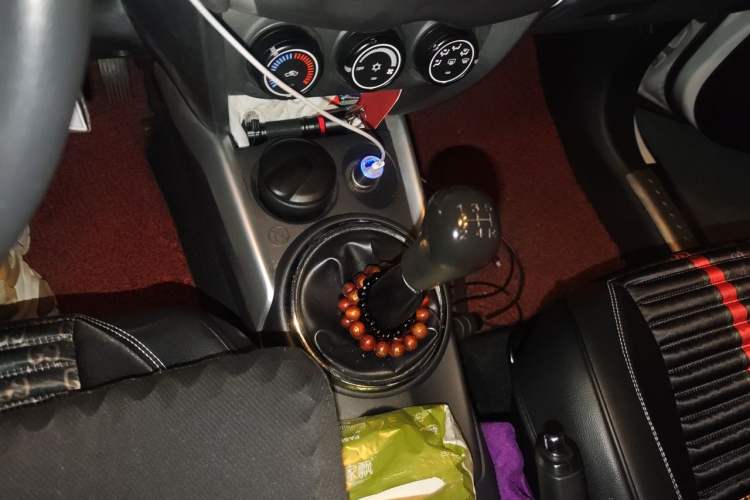 Used Mitsubishi ASX 2013 1.6L Manual Two-Wheel Drive Standard Edition Gear Lever