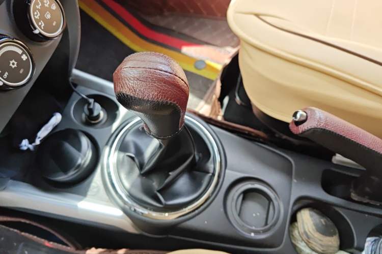 Used Mitsubishi ASX 2013 1.6L Manual Two-Wheel Drive Standard Edition Gear Lever