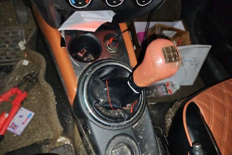 Used Mitsubishi ASX 2013 1.6L Manual Two-Wheel Drive Standard Edition Gear Lever