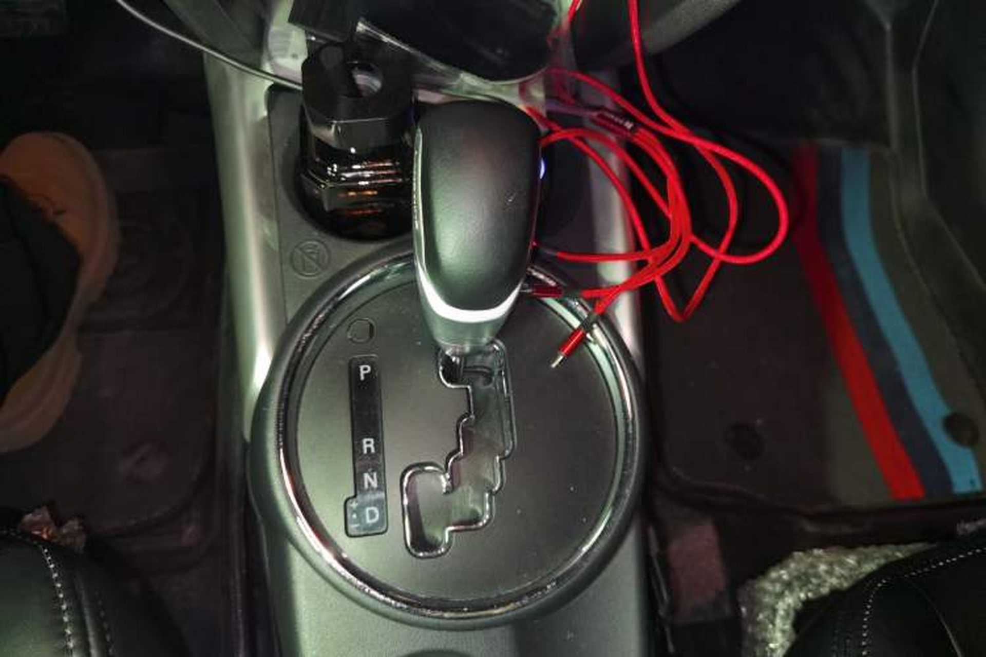Used Mitsubishi ASX 2013 2.0L CVT Four-Wheel Drive Premium Edition Gear Lever