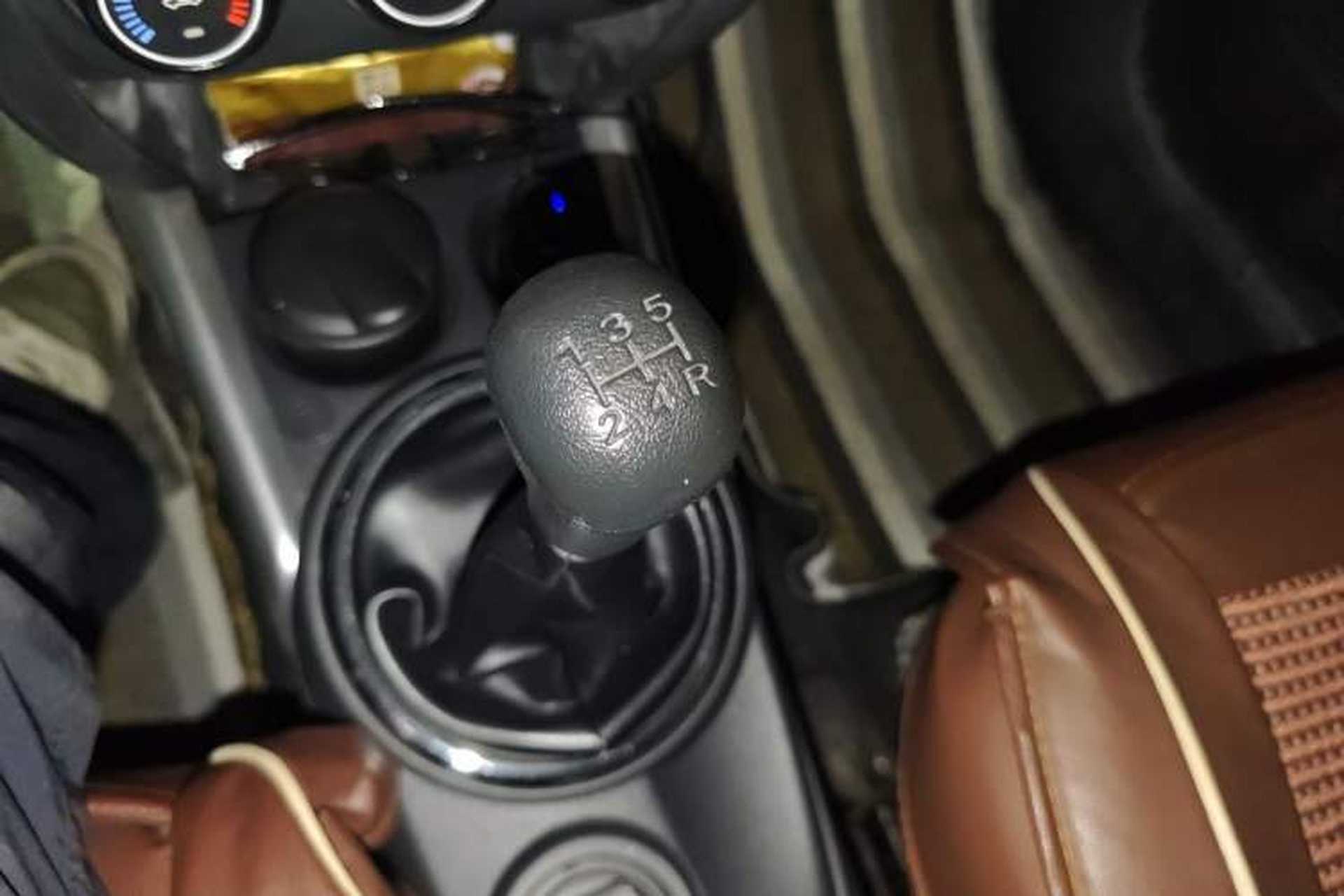 Used Mitsubishi ASX 2013 1.6L Manual Two-Wheel Drive Standard Edition Gear Lever
