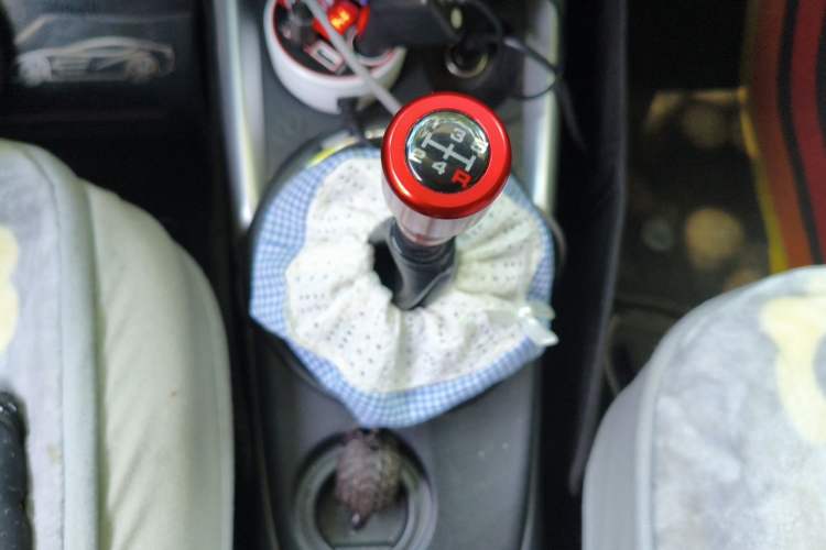 Used Mitsubishi ASX 2013 1.6L Manual Two-Wheel Drive Standard Edition Gear Lever