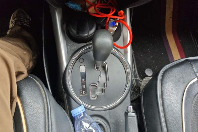 Used Mitsubishi ASX 2013 2.0L CVT Two-Wheel Drive Elite Edition Gear Lever