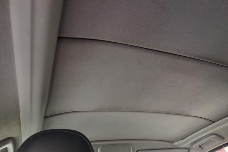 Used Mitsubishi ASX 2013 2.0L CVT Four-Wheel Drive Premium Edition Headliner