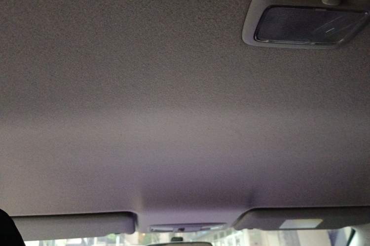 Used Mitsubishi ASX 2013 2.0L CVT Two-Wheel Drive Elite Edition Headliner