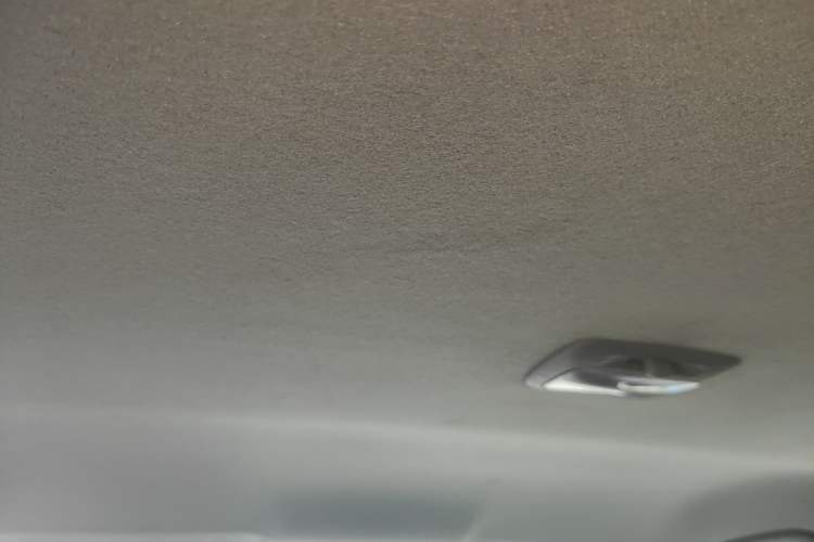 Used Mitsubishi ASX 2013 2.0L CVT Two-Wheel Drive Elite Edition Headliner