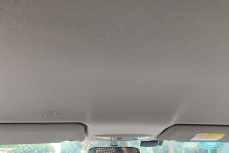 Used Mitsubishi ASX 2013 2.0L CVT Two-Wheel Drive Elite Edition Headliner