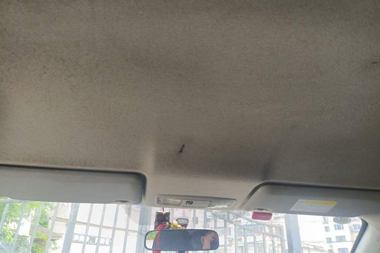 Used Mitsubishi ASX 2013 2.0L CVT Two-Wheel Drive Elite Edition Headliner