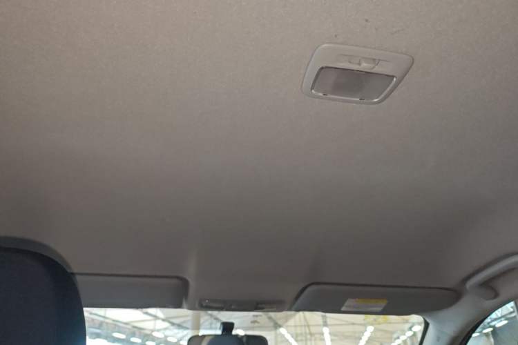 Used Mitsubishi ASX 2013 2.0L CVT Two-Wheel Drive Elite Edition Headliner