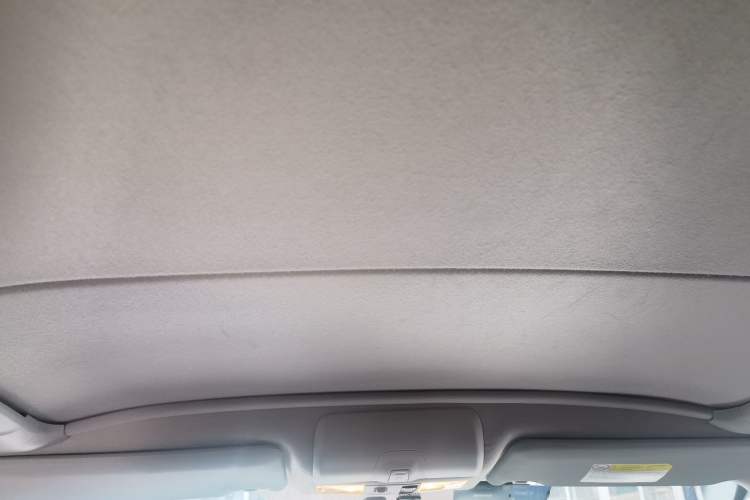 Used Mitsubishi ASX 2013 2.0L CVT Four-Wheel Drive Premium Edition Headliner