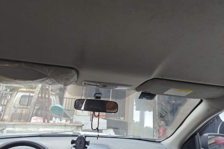 Used Mitsubishi ASX 2013 2.0L CVT Two-Wheel Drive Elite Edition Headliner
