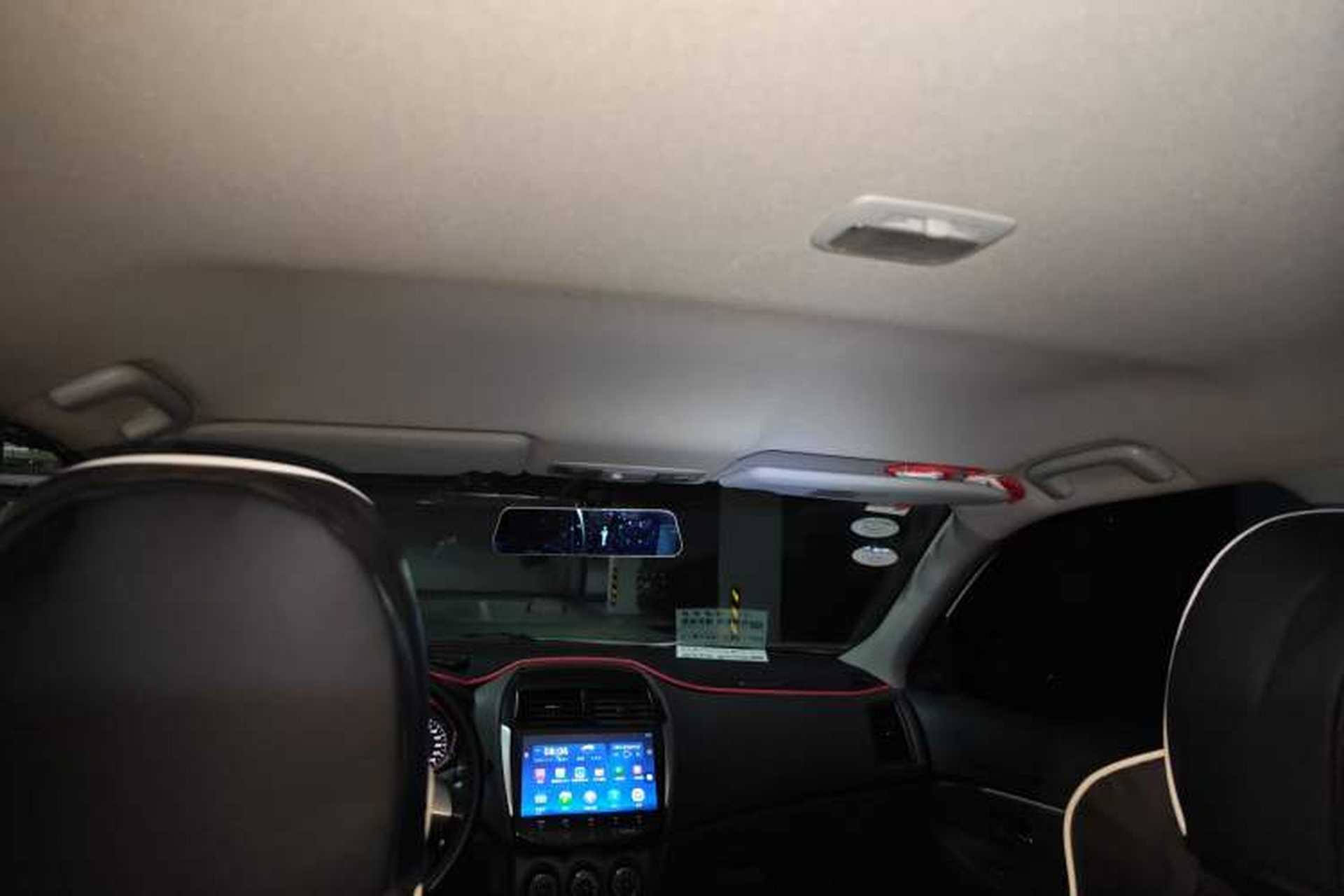 Used Mitsubishi ASX 2013 2.0L CVT Two-Wheel Drive Elite Edition Headliner