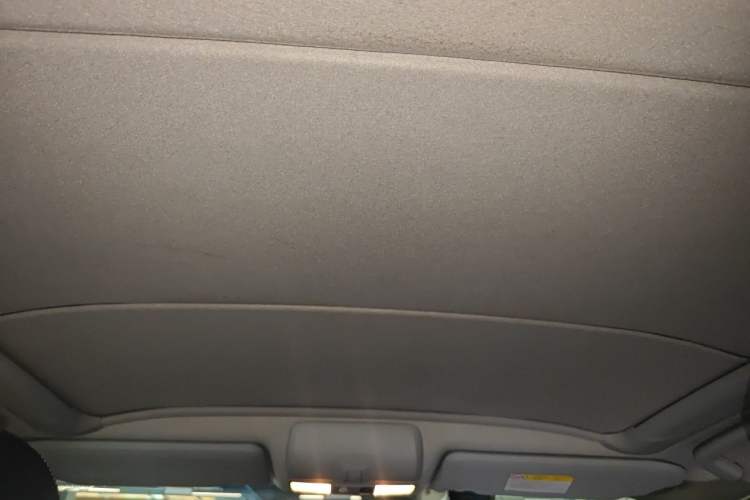 Used Mitsubishi ASX 2013 2.0L CVT 4x4 Flagship Edition Headliner