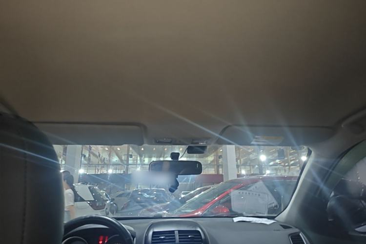 Used Mitsubishi ASX 2013 2.0L CVT Two-Wheel Drive Elite Edition Headliner